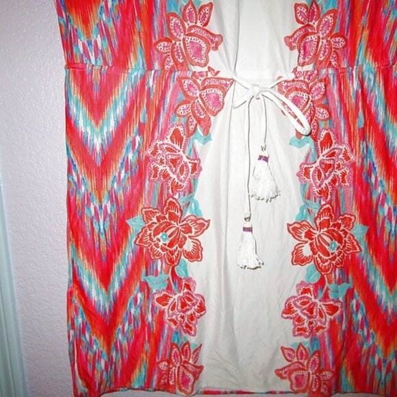 New COCO REEF Swimsuit Size S COVERUP Crochet TASSELS V-Neck DRESS Beach BOHO - Picture 5 of 11